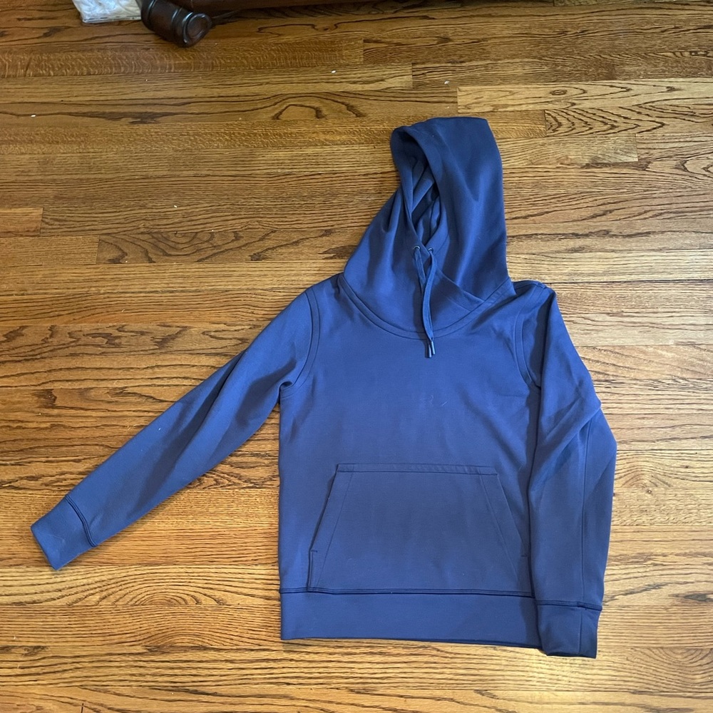 Lululemon women’s hoodie